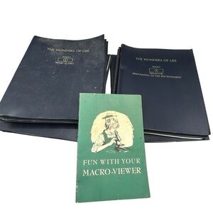 1964 VINTAGE THE WONDER OF LIFE FOLIO 12 BOOKS AND MEADE MICROSCOPE BOOK